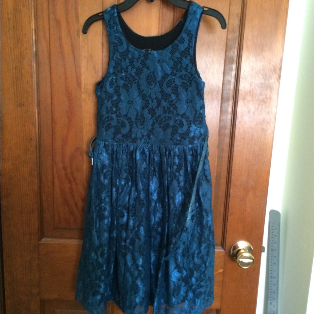 Sleeveless dress
